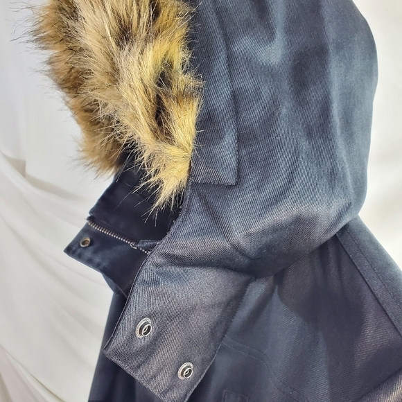 Vans Warm Winter Fur trim Hooded Jacket Car Coat Length - Picture 12 of 14